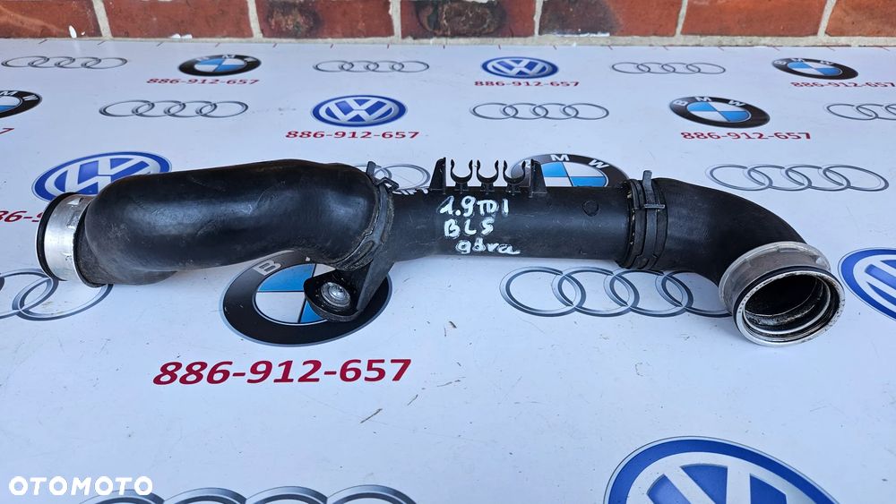VW Touran 1.9 TDI BLS Rura intercooler Przewód intercoolera Wąż 3C0145770B 3C0145762AM - 2