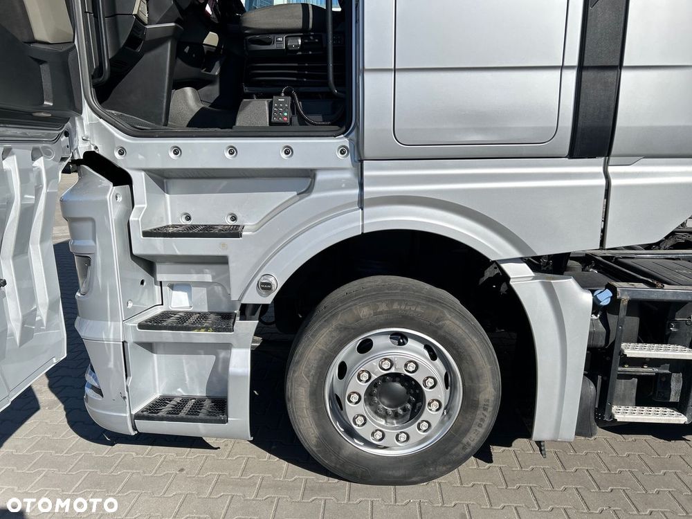 MAN TGX 18.510 4x2 LL SA - 13