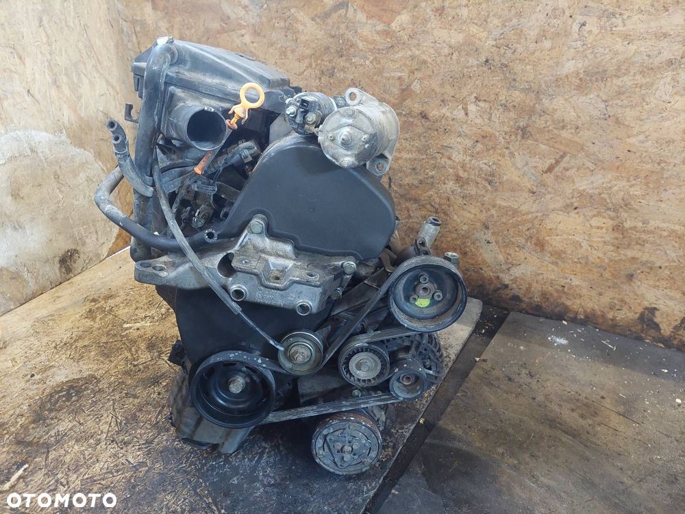 SILNIK BENZYNOWY SŁUPEK VOLKSWAGEN GOLF IV 1.4 16V AKQ ID: 232528 - 7