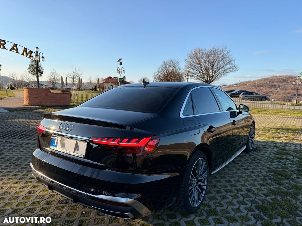 Audi A4 40 TDI S tronic S line - 4