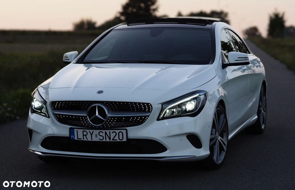 Mercedes-Benz CLA 250 7G-DCT UrbanStyle Edition - 9