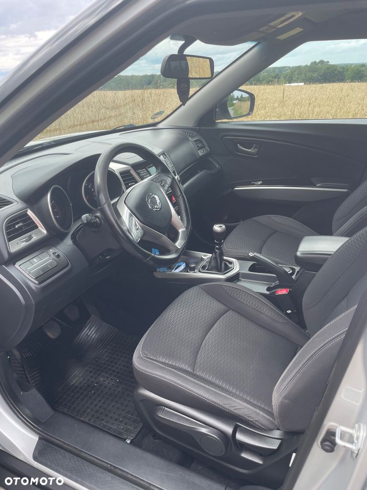SsangYong/KGM Tivoli e-XGi 160 2WD Sapphire - 11