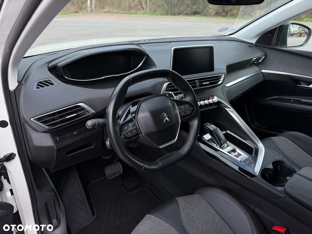 Peugeot 3008 1.6 PureTech GPF Allure S&S EAT8 - 13