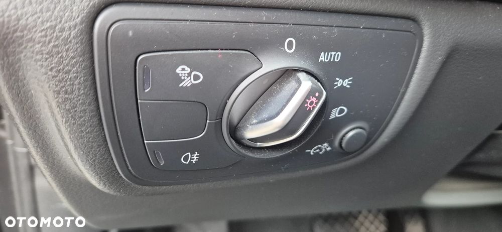 Audi A6 Avant 2.0 TDI Ultra S tronic - 21