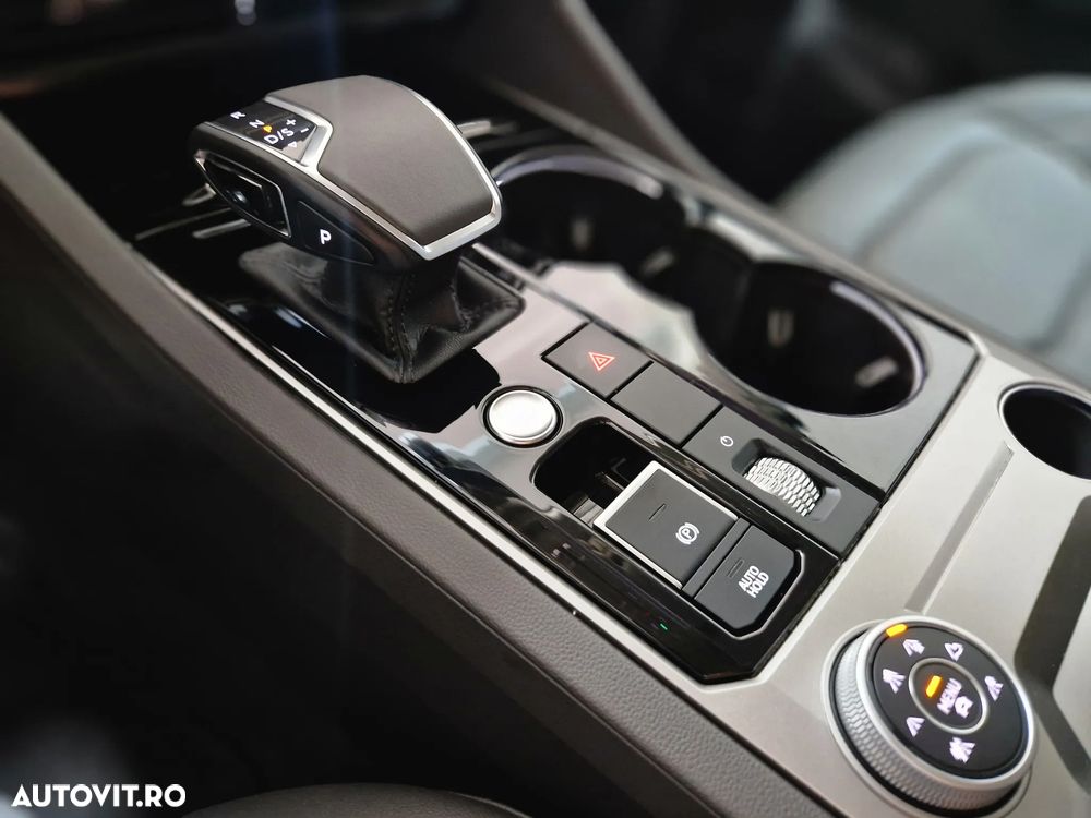 Volkswagen Touareg V6 TDI Elegance - 18