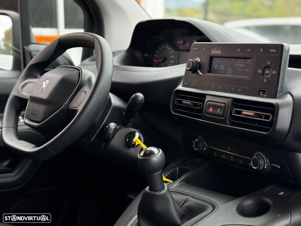 Peugeot Partner - 8