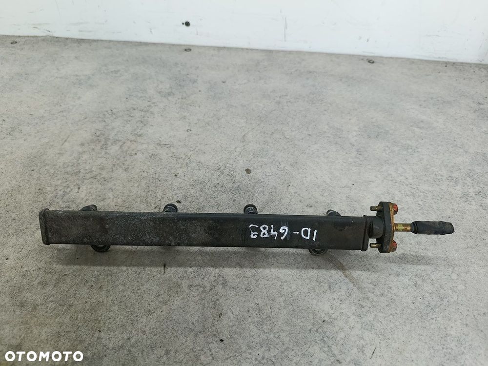 LISTWA WTRYSKOWA BENZYNA MITSUBISHI OUTLANDER I 028032918 2.4 16V - 2