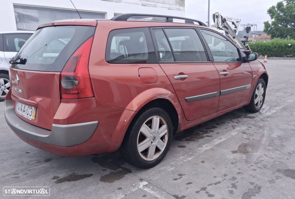 Renault Mégane Break 1.5 dCi Dynamique - 4