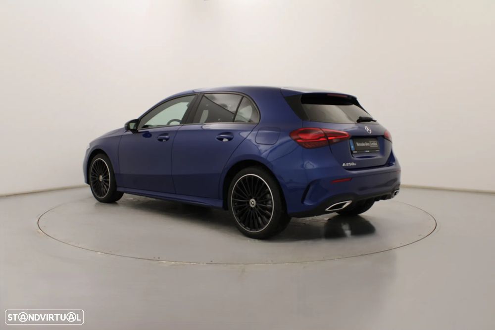 Mercedes-Benz A 250 e - 10