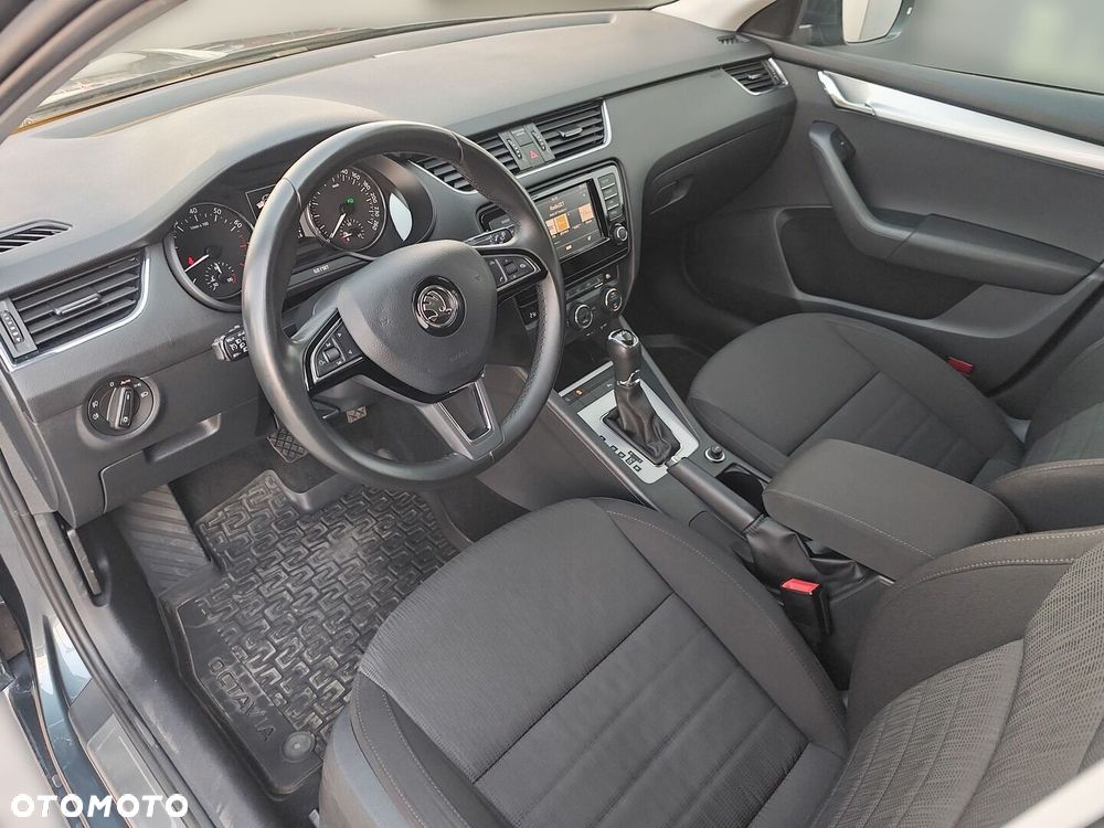 Skoda Octavia 1.4 TSI Joy DSG - 13
