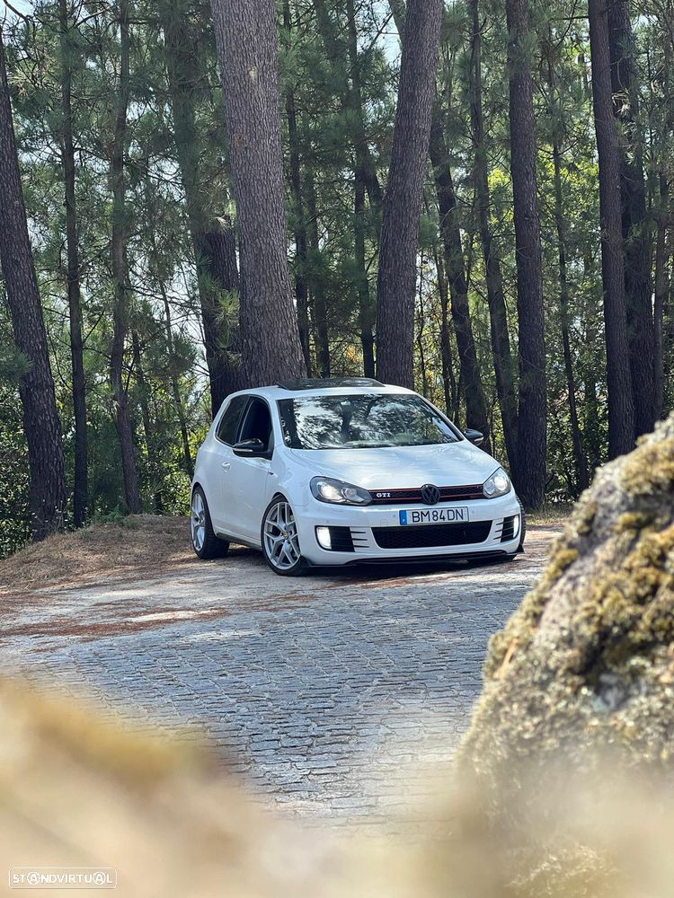 VW Golf 2.0 GTI DSG - 3
