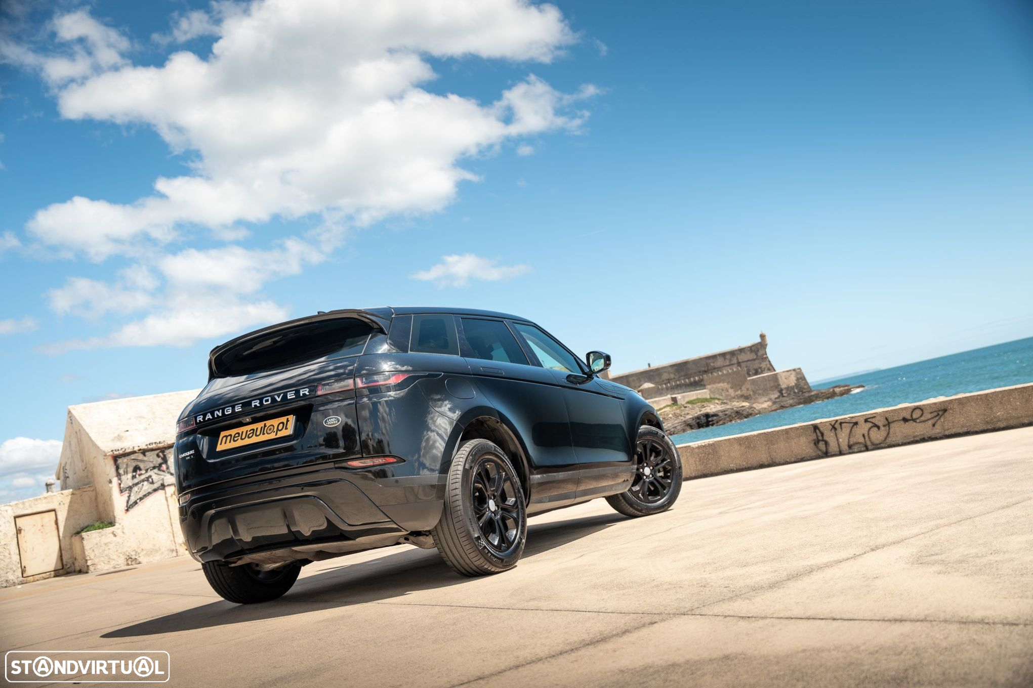 Land Rover Range Rover Evoque 2.0 D150 AWD SE Auto - 8