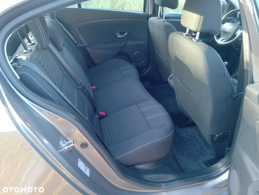 Renault Fluence 1.6 16V Limited - 22
