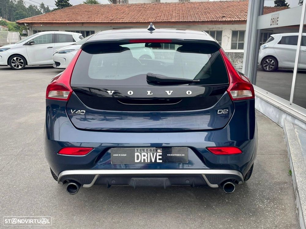 Volvo V40 1.6 D2 R-Design Summum - 5