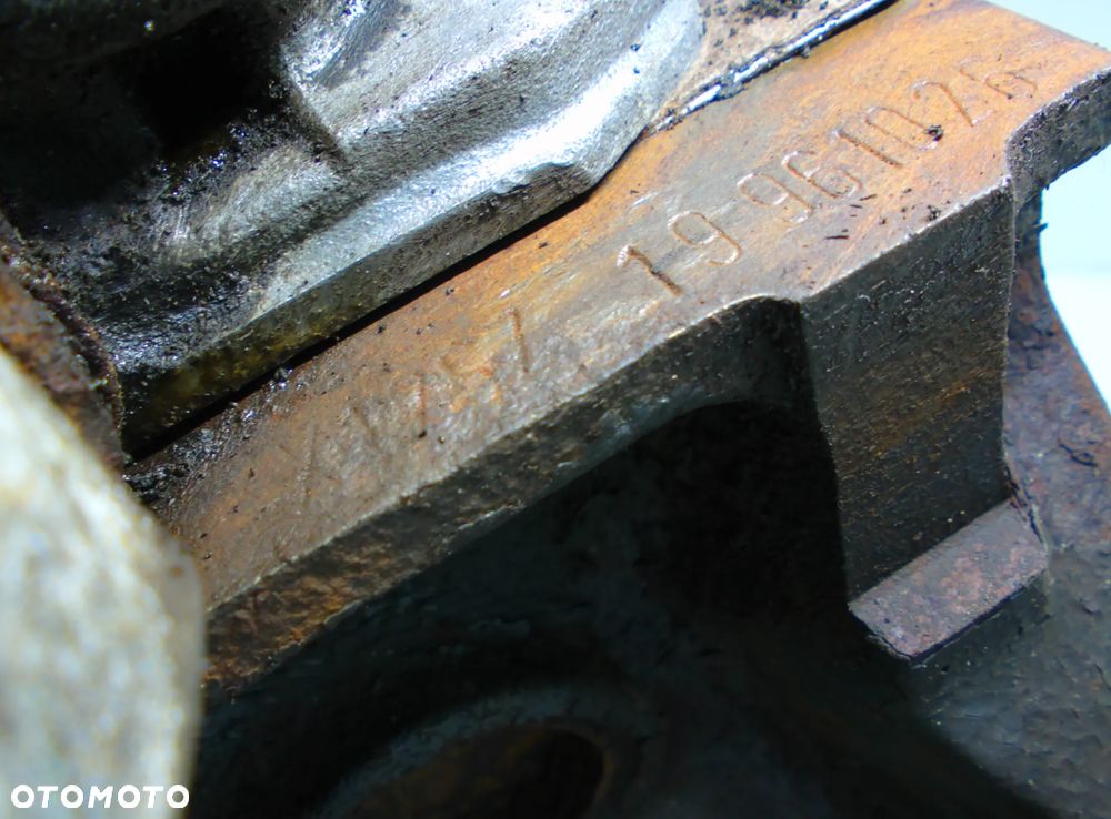 Silnik Opel 1.2 8V X12SZ Głowica Kolektor Części - 7