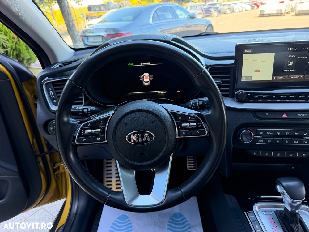 Kia XCeed - 8