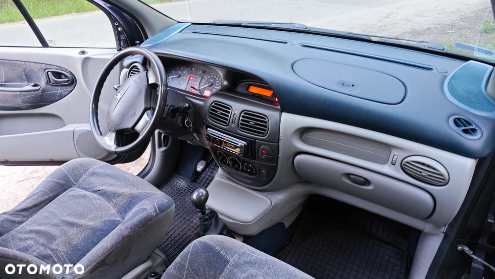 Renault Scenic Megane 1.6 RT 16V - 18