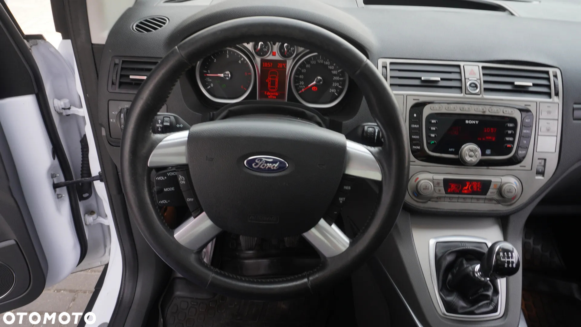 Ford Kuga 2.0 TDCi 4WD Titanium - 34