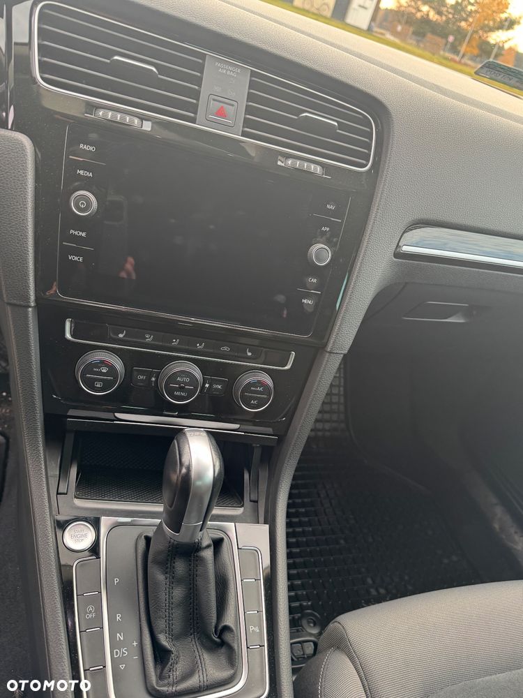 Volkswagen Golf VII 1.5 TSI BMT Evo Highline DSG - 8