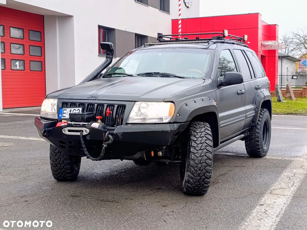 Jeep Grand Cherokee - 4