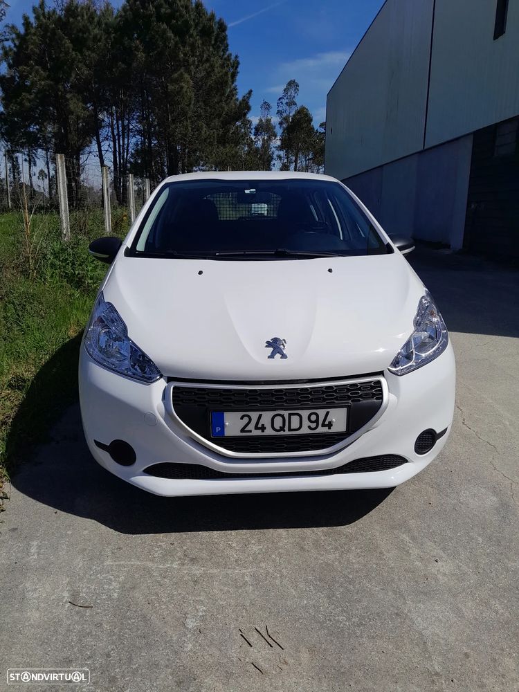 Peugeot 208 1.4 HDi - 1