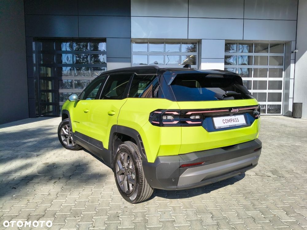 Jeep Compass - 4