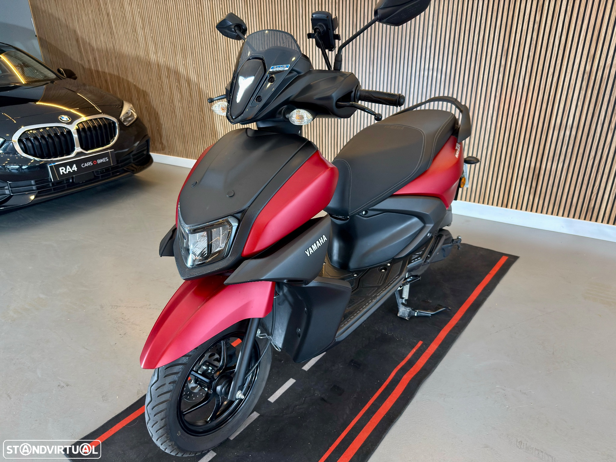 Yamaha RayZR - 9