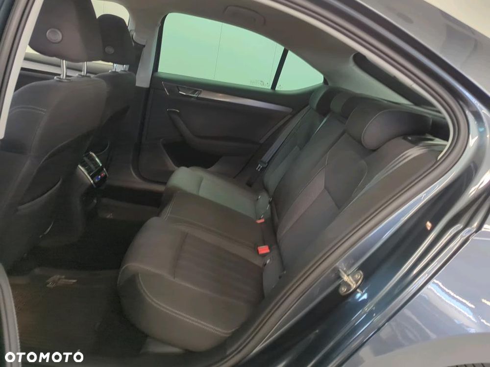 Skoda Superb 1.5 TSI ACT Style DSG - 9