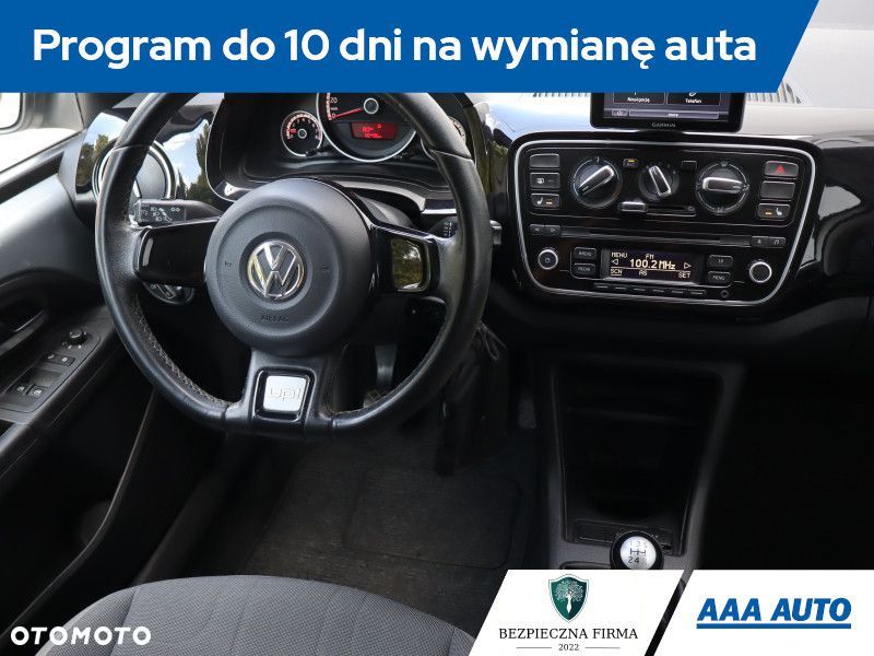 Volkswagen up! - 8