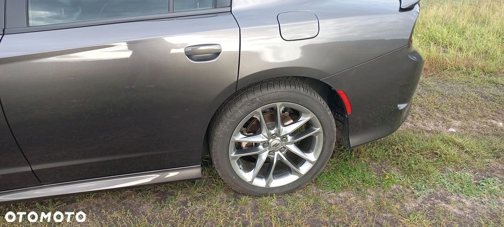 Dodge Charger 3.6 GT - 25