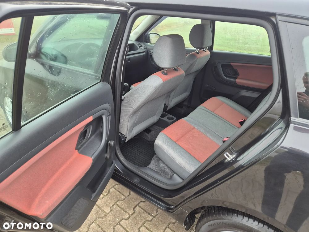 Skoda Fabia 1.4 16V Style Edition - 10