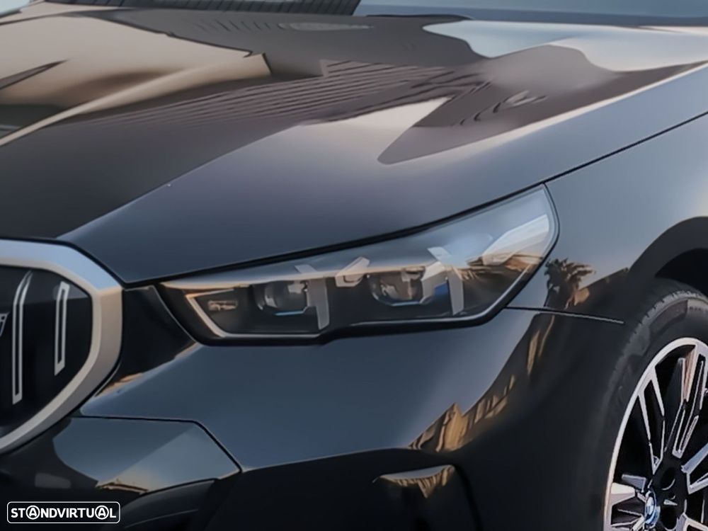 BMW i5 xDrive40 Edição Desportiva M - 3