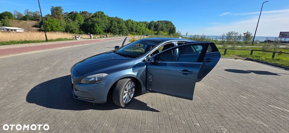 Volvo V40 D2 R-Design Summum - 9