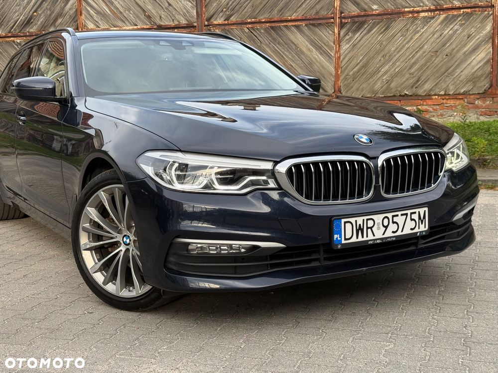 BMW 5 Series 2018 photo 2