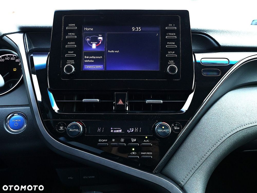 Toyota Camry 2.5 Hybrid Comfort CVT - 16