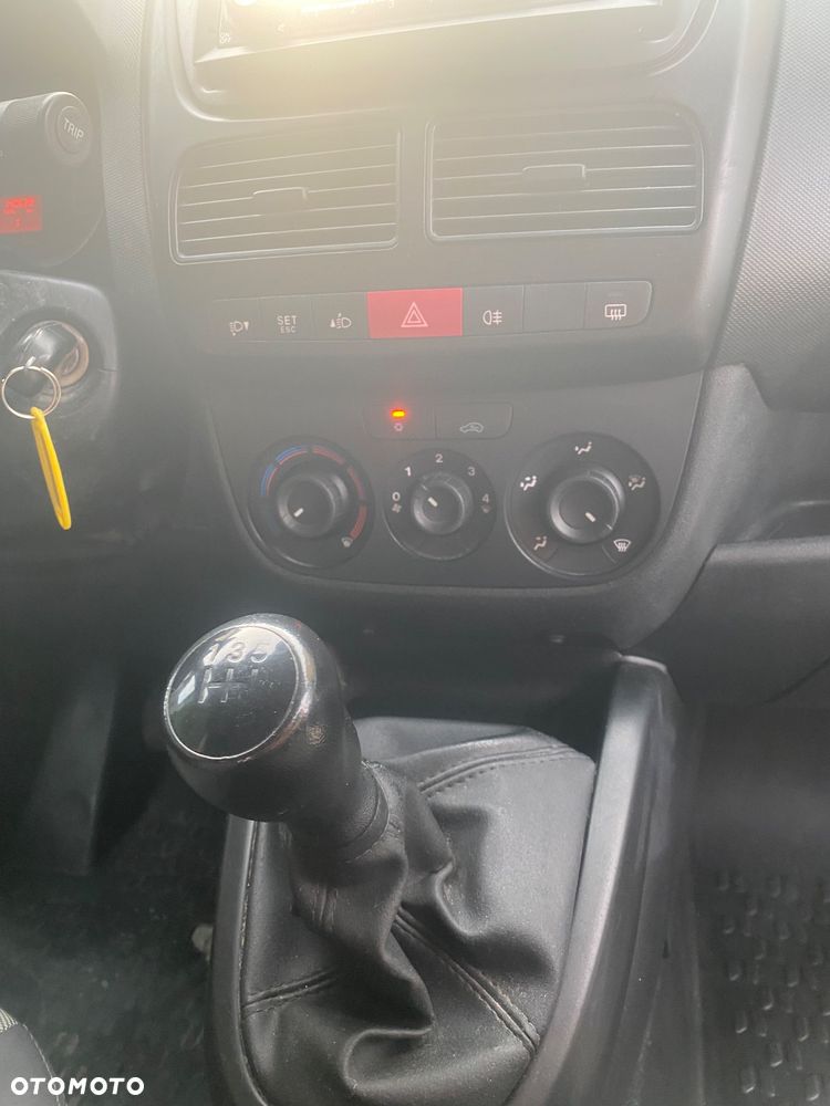 Opel Combo - 7
