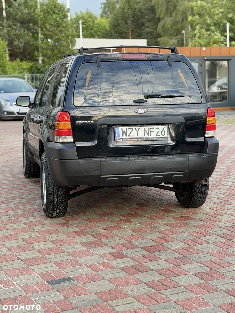 Ford Maverick - 4