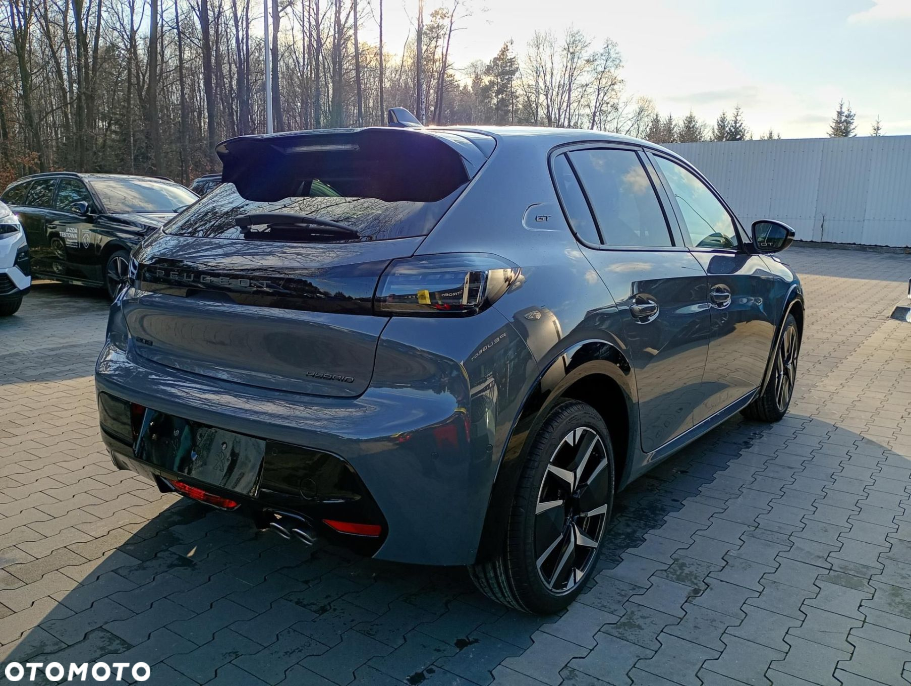 Peugeot 208 - 7