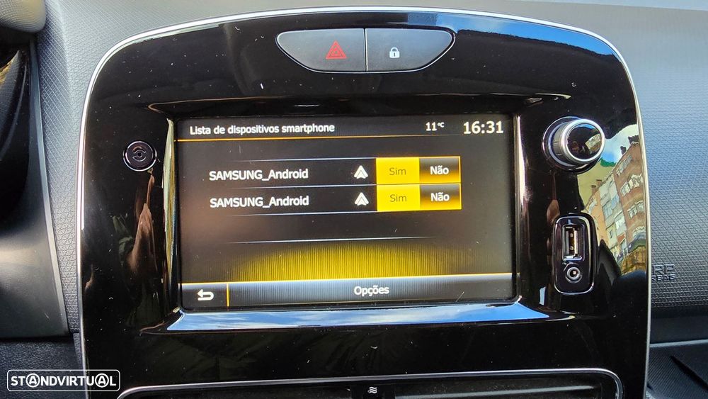 Renault Clio Sport Tourer 0.9 TCe Limited - 29