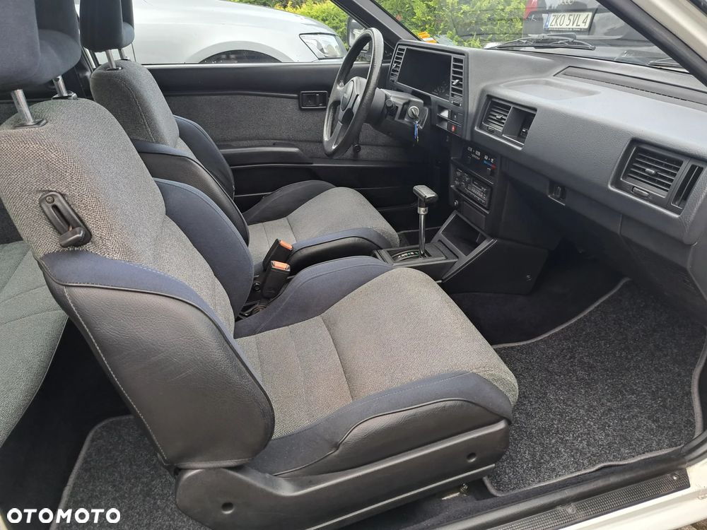Nissan Sunny - 26