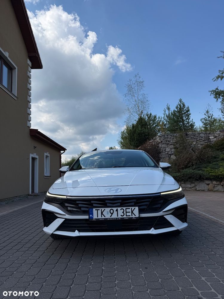 Hyundai Elantra 1.6 Smart - 13