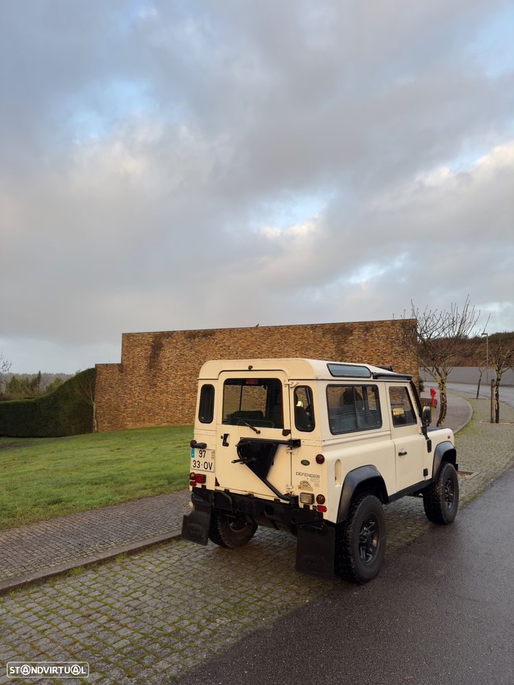 Land Rover Defender 90 2.5 TD5 Metal Top - 3