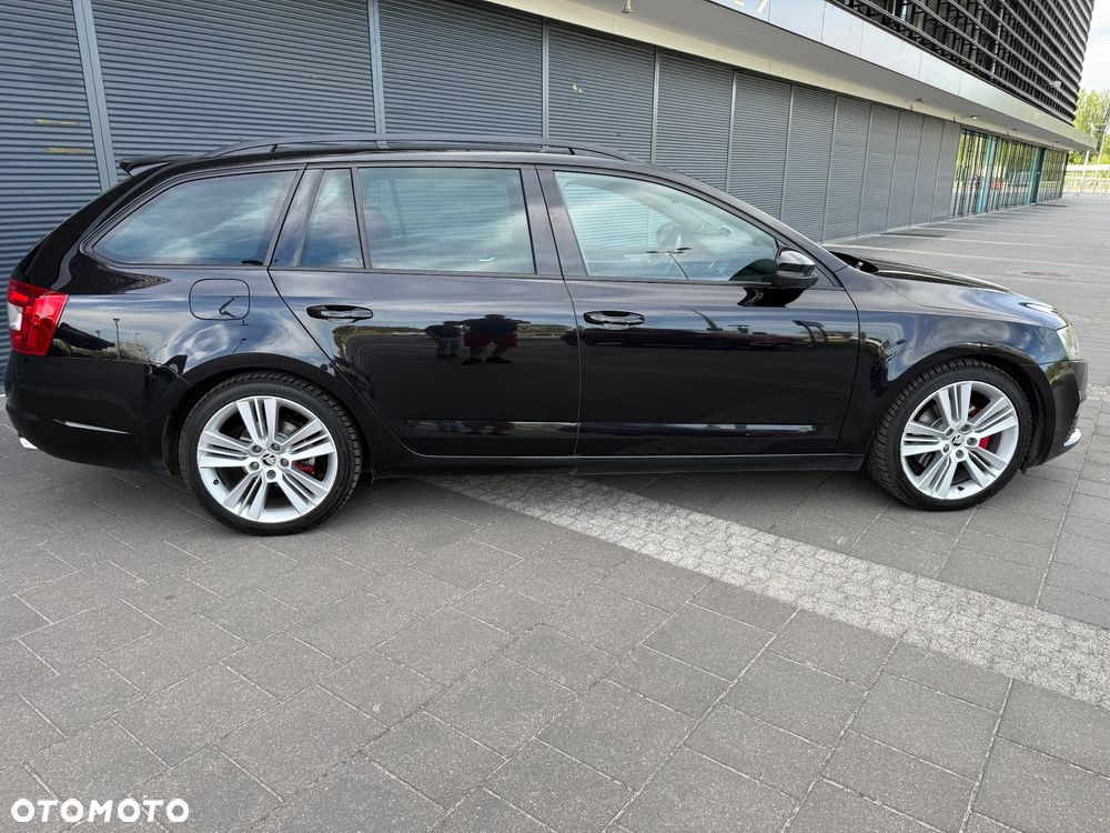 Skoda Octavia 2.0 TDI SCR 4x4 RS DSG - 4