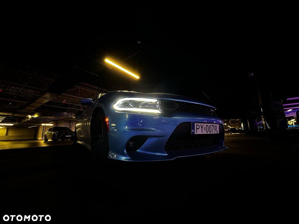 Dodge Charger - 12