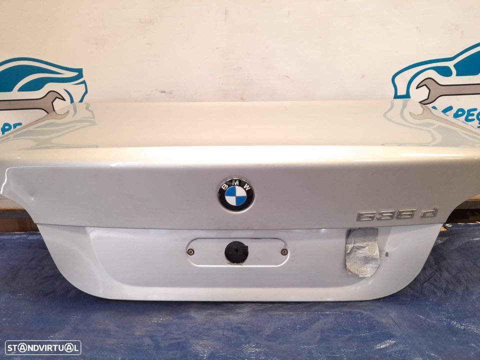 PORTA TAMPA MALA 41627122441 7122441 BMW SERIE 5 E60 SEDAN CARRO FECHO PUXADOR - 1