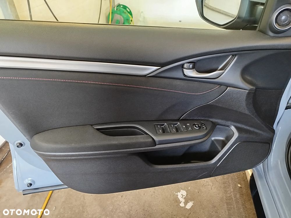 Honda Civic 1.0 T Comfort Sport Line - 20