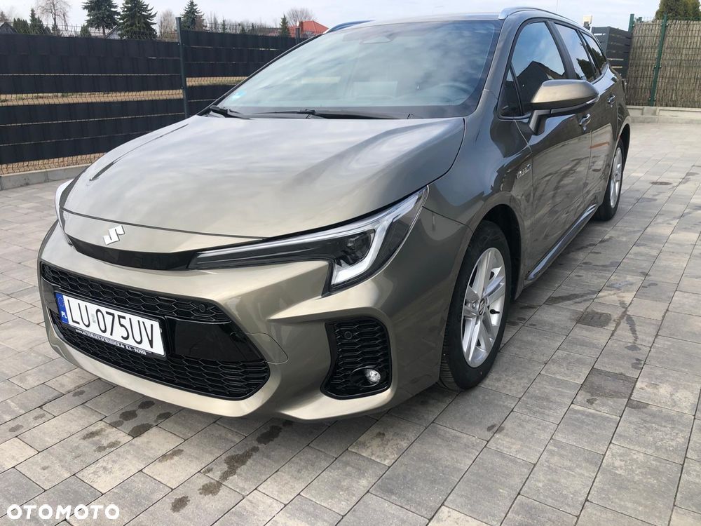 Suzuki Swace 1.8 Hybrid Premium Plus CVT - 2