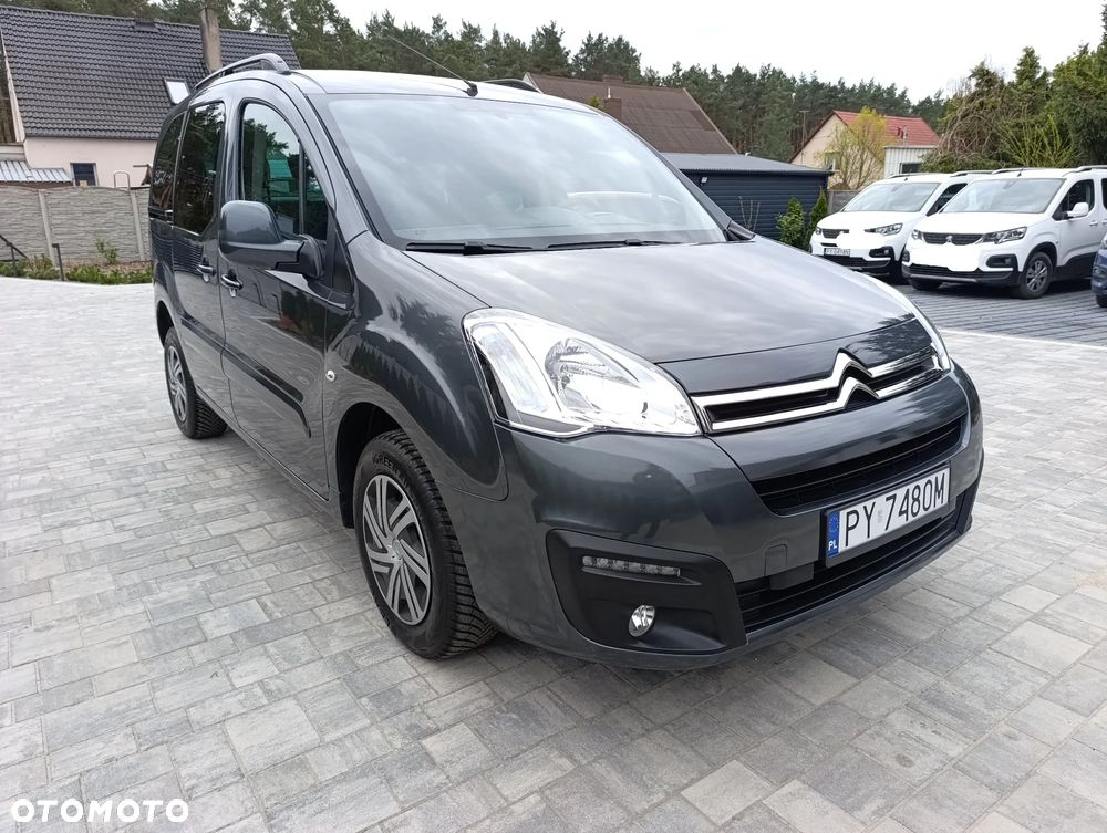 Citroën Berlingo Multispace BlueHDi 100 SELECTION - 17