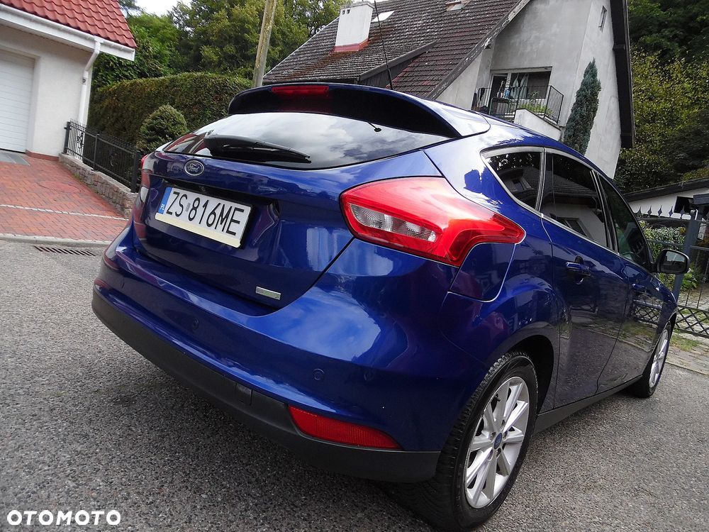 Ford Focus - 8