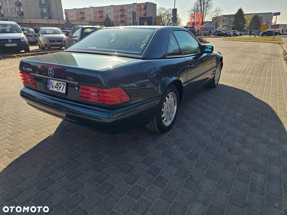 Mercedes-Benz SL - 22